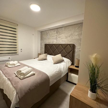 Square Point Apartments Kotor Zewnętrze zdjęcie